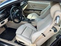 Usata BMW 330 Cabriolet Efficient Dynamics 231 CV (169 kW) 2007 Nero Cabrio