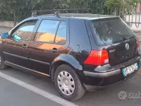Usata VW Golf IV 101 CV (74 kW) 2001 Nero Berlina