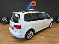 Usata VW Touran 150 CV (110 kW) 2015 Grigio Monovolume