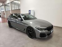 Usata BMW 520 M Sport 190 CV (139 kW) 2023 Grigio Station wagon