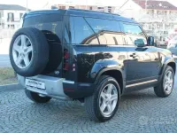 Usata Land Rover Defender SE 400 CV (294 kW) 2022 Nero SUV