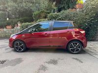 Usata Toyota Yaris Hybrid Style 73 CV (53 kW) 2018 Rosso Berlina
