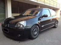 Usata Renault Clio II R.S. 169 CV (124 kW) 2002 Nero Utilitaria