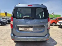 Usata Dacia Dokker Lauréate 82 CV (60 kW) 2014 Bluazzurro Monovolume