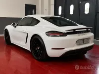 Usata Porsche 718 350 CV (257 kW) 2018 Bianco Coupé
