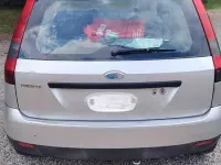 Usata Ford Fiesta Ghia 75 CV (55 kW) 2003 Grigio Utilitaria