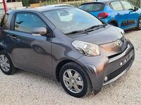 Usata Toyota iQ 68 CV (50 kW) 2009 Grigio Utilitaria