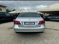 Usata Mercedes E200 Premium 136 CV (100 kW) 2015 Grigio Berlina