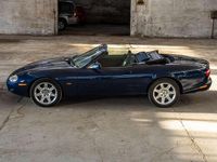 Usata Jaguar XK8 284 CV (208 kW) 2000 Blu Cabrio