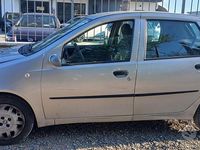 Usata Fiat Punto 69 CV (50 kW) 2004 Grigio Utilitaria