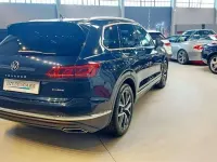 Usata VW Touareg Elegance 381 CV (280 kW) 2021 Blu/azzurro SUV