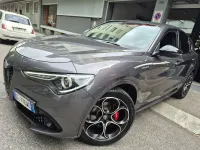 Usata Alfa Romeo Stelvio Veloce 209 CV (153 kW) 2023 Grigio scuro metallizzato SUV