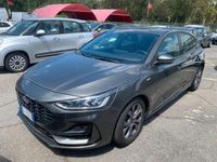 Usata Ford Focus ST-Line 119 CV (87 kW) 2022 Grigio Berlina