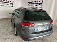Usata VW Golf VII Business 110 CV (80 kW) 2018 Grigio scuro metallizzato Station wagon