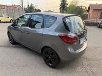 Usado Opel Meriva 120 CV (88 kW) 2016 Gris Monovolumen