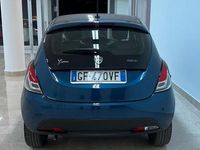 Usata Lancia Ypsilon Silver 69 CV (50 kW) 2021 Blu Utilitaria