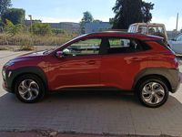 Begagnad Hyundai Kona 105 HK (77 kW) 2020 Röd SUV