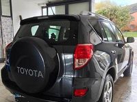 Usata Toyota RAV4 Luxury 177 CV (130 kW) 2006 Grigio SUV