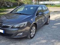 Usata Opel Astra 110 CV (80 kW) 2011 Grigio Station wagon