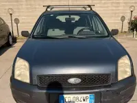 Usata Ford Fusion 101 CV (74 kW) 2002 Grigio Utilitaria