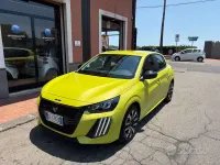 Usata Peugeot 208 Style 101 CV (74 kW) 2025 Giallo Utilitaria