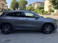 Usata Mercedes GLA200 150 CV (110 kW) 2020 Grigio SUV
