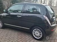 Usata Lancia Ypsilon 60 CV (44 kW) 2010 Nero Utilitaria