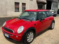 Usata Mini ONE 116 CV (85 kW) 2001 Rosso Utilitaria