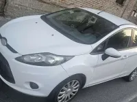 Usata Ford Fiesta Ghia 92 CV (67 kW) 2010 Utilitaria