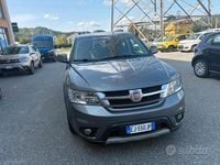 Usata Fiat Freemont 140 CV (102 kW) 2011 Grigio SUV