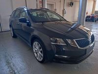 Usata Skoda Octavia Executive 150 CV (110 kW) 2019 Nero Station wagon