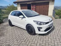 Usata Kia Rio Style 101 CV (74 kW) 2021 Berlina
