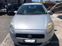 Usata Fiat Grande Punto Dynamic 65 CV (47 kW) 2006 Grigio Utilitaria
