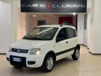 Usata Fiat Panda Climbing 60 CV (44 kW) 2009 Bianco Utilitaria