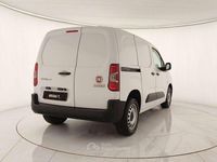 Usata Fiat Doblò 102 CV (75 kW) 2024 Bianco Monovolume