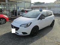 Usata Opel Corsa 90 CV (66 kW) 2016 Bianco pastello Berlina