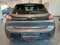 Usata Peugeot 208 Allure 102 CV (75 kW) 2023 Grigio Utilitaria