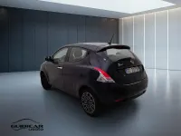 Usata Lancia Ypsilon Gold 69 CV (50 kW) 2020 Blu/azzurro Utilitaria