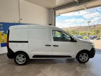 Usata Renault Kangoo 95 CV (69 kW) 2022 Bianco Monovolume