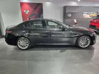 Nuova Alfa Romeo Giulia Sprint 160 CV (117 kW) 2026 Nero Berlina