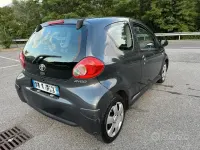 Usata Toyota Aygo Sol 68 CV (50 kW) 2005 Grigio Utilitaria