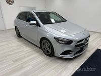 Usata Mercedes B180 Premium 120 CV (88 kW) 2020 Grigio Utilitaria