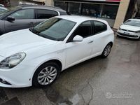 Usata Alfa Romeo Giulietta 120 CV (88 kW) 2020 Bianco Utilitaria
