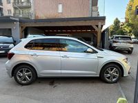Usata VW Polo R-line 116 CV (85 kW) 2024 Argento Utilitaria