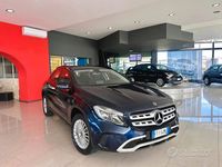 Usata Mercedes GLA200 Executive 135 CV (99 kW) 2018 Blu SUV