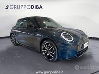 Usata Mini John Cooper Works 217 CV (159 kW) 2024 Grigio Utilitaria