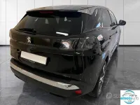 Usata Peugeot 3008 Allure 131 CV (96 kW) 2022 Nero SUV