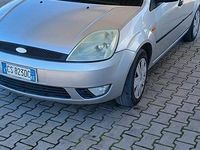Usata Ford Fiesta 75 CV (55 kW) 2005 Utilitaria