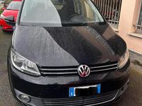 Begagnad VW Touran Comfortline 105 HK (77 kW) 2013 Svart Minibuss