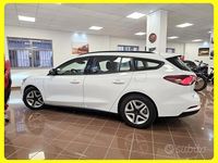 Usata Ford Focus Business Edition 120 CV (88 kW) 2022 Bianco Station wagon